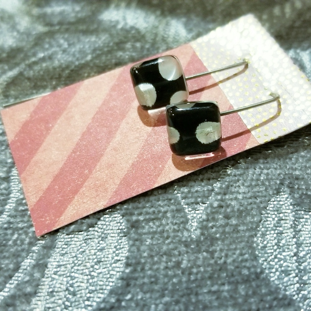 glass earrings 2/$15